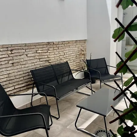 Cd-p Loft, New Charming Loft With Private Patio, Center, Quite Neighborhood Apartment